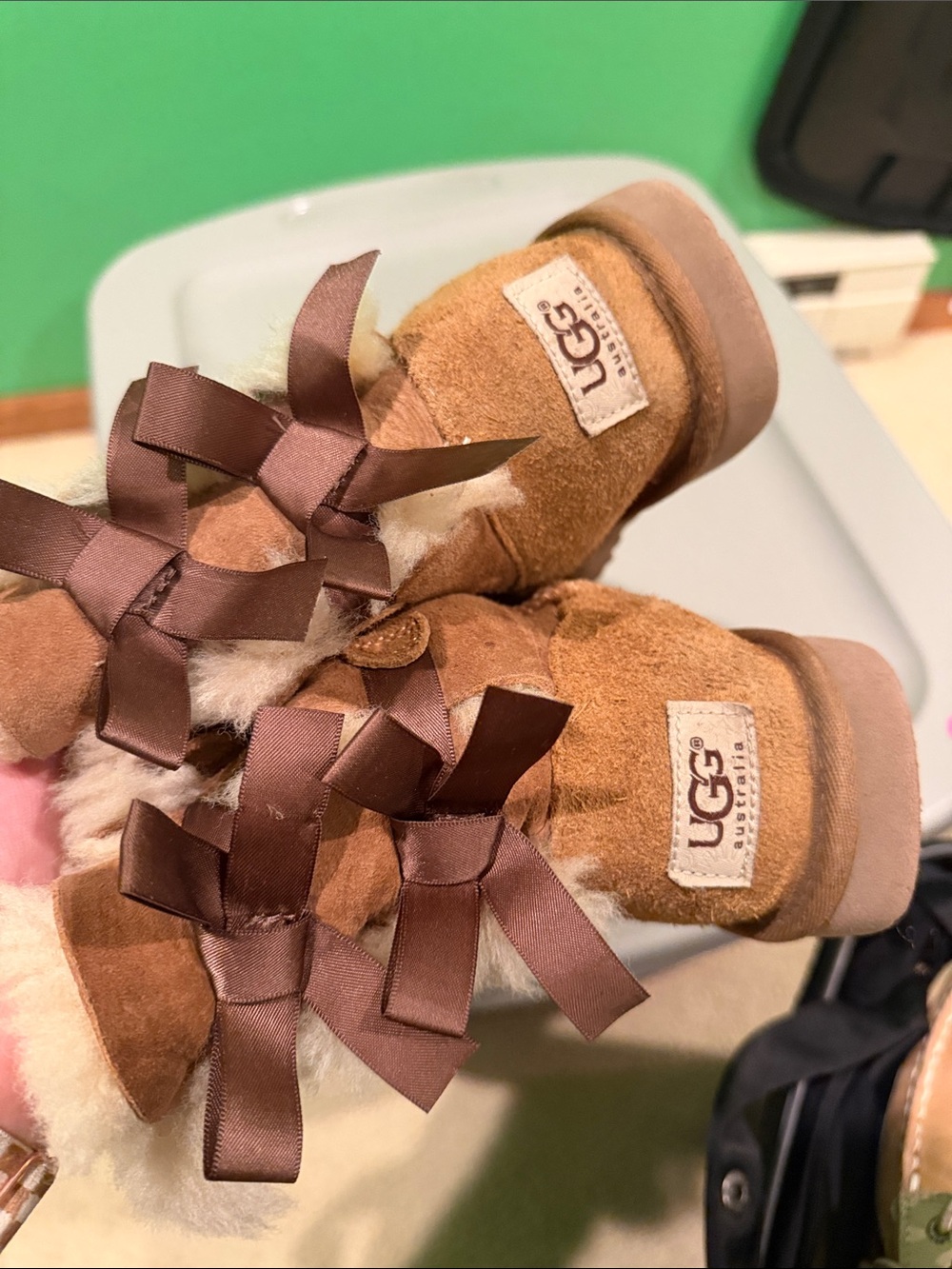 UGG Chestnut Suede Shearling Short Boots with Back Bows - Picture 7 of 8